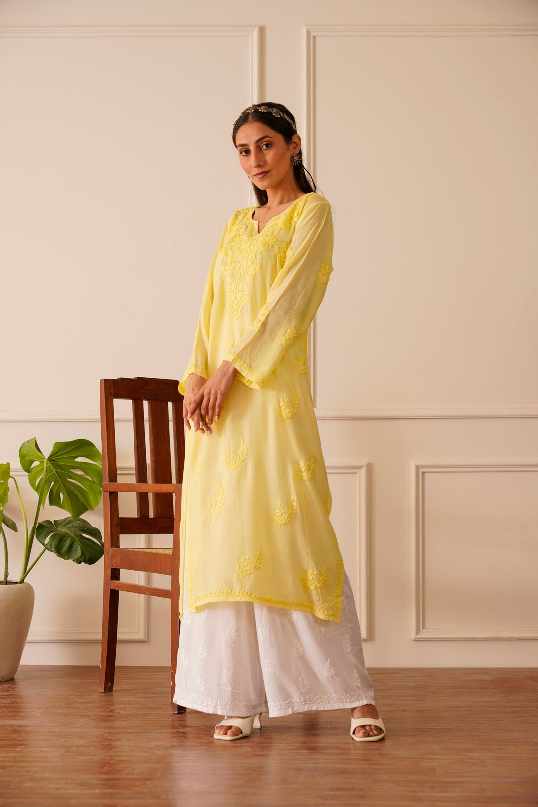 Captivating Light Yellow Muslin Straight Kurta - House Of Awadh